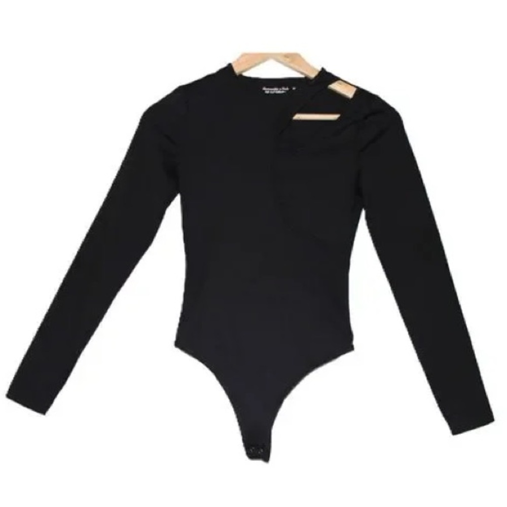 NWT Abercrombie & Fitch Long Sleeve Cutout Crew Black Bodysuit